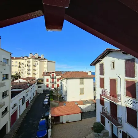 Apartment St Jean De Luz, Appt Dupplex2 Pers A 100 Metre De La